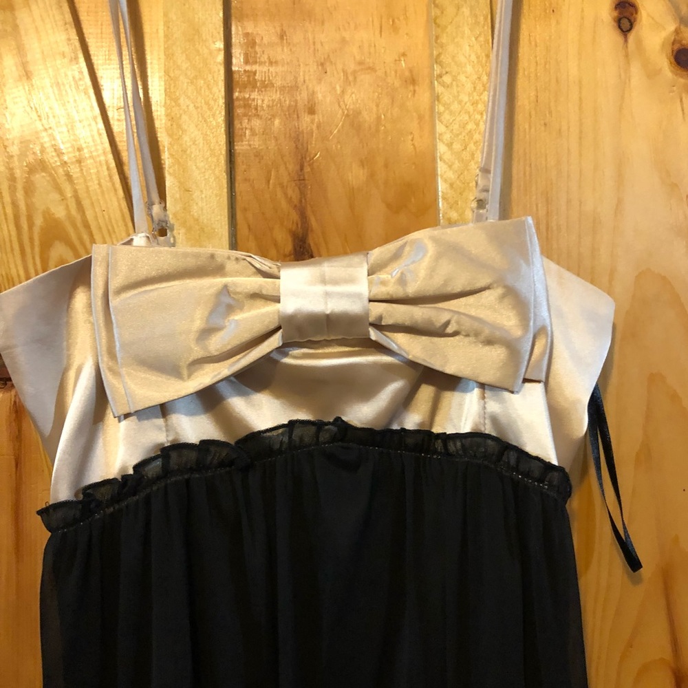 Cocktail Dress - Picture 2 of 3